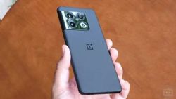 OnePlus 11 సిరీస్ లో కొత్త కలర్ వేరియంట్ ను కూడా తీసురాబోతున్నారు! వివరాలు.