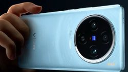 200MP కెమెరాతో, Vivo X200 సిరీస్ డిజైన్ లీక్ అయింది! లాంచ్ తేదీ,స్పెసిఫికేషన్లు 