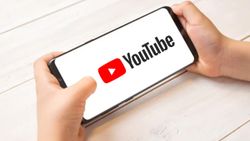 Youtube Family Center యూట్యూబ్‌ కీలక ఫీచర్‌.. చిన్నారులు ఏం చేసినా తల్లిదండ్రులకు తెలిసిపోతుంది..!
