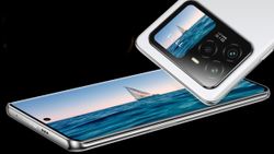 2 డిస్‌ప్లేలు, 66W ఫాస్ట్‌ ఛార్జింగ్‌, 50MP కెమెరా, 6.78 అంగుళాల 3D కర్వడ్ డిస్‌ప్లే ఫోన్‌పై రూ.3000 డిస్కౌంట్