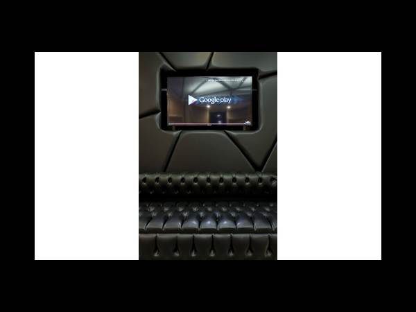 యూట్యూబ్ ఆఫీస్‌లు (జల్సా ఉద్యోగమే)