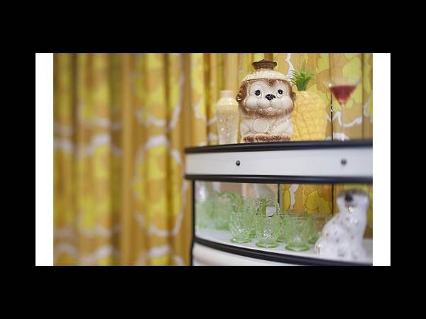 యూట్యూబ్ ఆఫీస్‌లు (జల్సా ఉద్యోగమే)