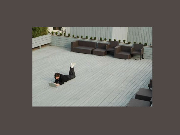 ఫేస్‌బుక్‌లో ఉద్యోగం లగ్జరీ..లగ్జరీ (మీ కళ్లతో మీరే చూడండి)