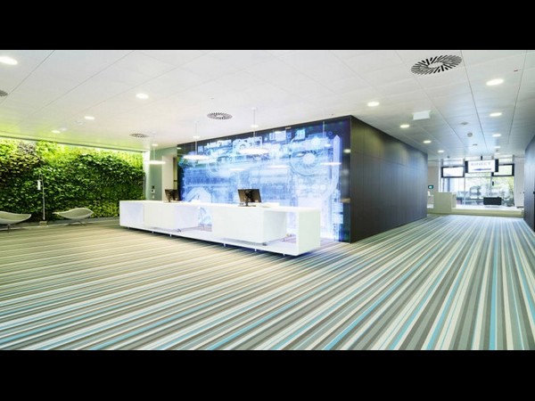 మైక్రోసాఫ్ట్ కొత్త ఆఫీస్.. దిమ్మతిరిగే లుక్!