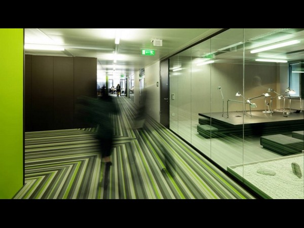 మైక్రోసాఫ్ట్ కొత్త ఆఫీస్.. దిమ్మతిరిగే లుక్!