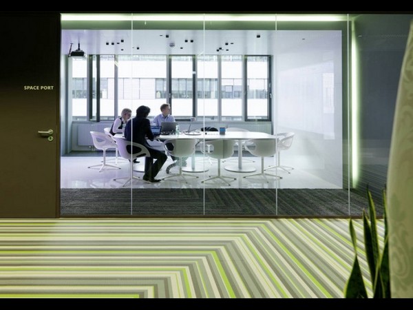 మైక్రోసాఫ్ట్ కొత్త ఆఫీస్.. దిమ్మతిరిగే లుక్!