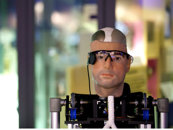 ప్రపంచపు తొలి కృత్రిమ మనిషి ‘రెక్స్’