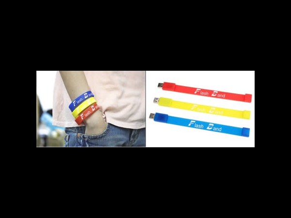  పెన్‌డ్రైవ్‌లు.. ఇలా