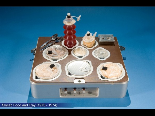 వ్యోమగాములు కక్ష్యలో తినే ఆహారం ఏలా ఉంటుంది..?