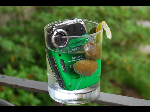 బెస్ట్ వాటర్ ప్రూఫ్ కెమెరాలు!