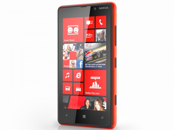 నోకియా లూమియా 820 (Nokia Lumia 820):