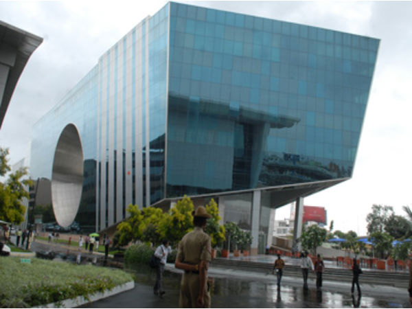 ఇన్ఫోసిస్ క్యాంపస్ ఫోటోలు (బెంగుళూరు)