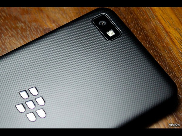 భారత్ మార్కెట్లోకి బ్లాక్‌బెర్రీ జడ్10