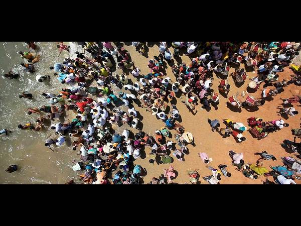 ఆకాశంలో అరుదైన ఫోటోగ్రఫీ (ఇండియా)