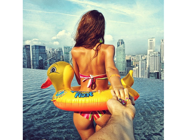 ప్రేయసితో ప్రియుడు ‘అదిరిపోయే సీన్లు’