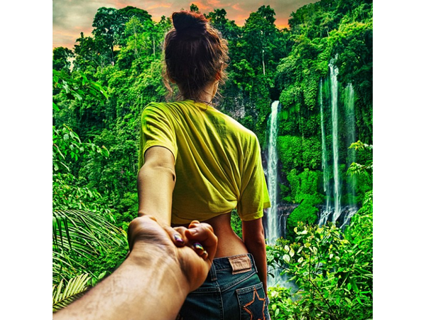 ప్రేయసితో ప్రియుడు ‘అదిరిపోయే సీన్లు’