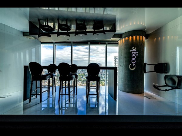 చూడండి.. ఎక్కడికో వెళ్లిపోతారు!!