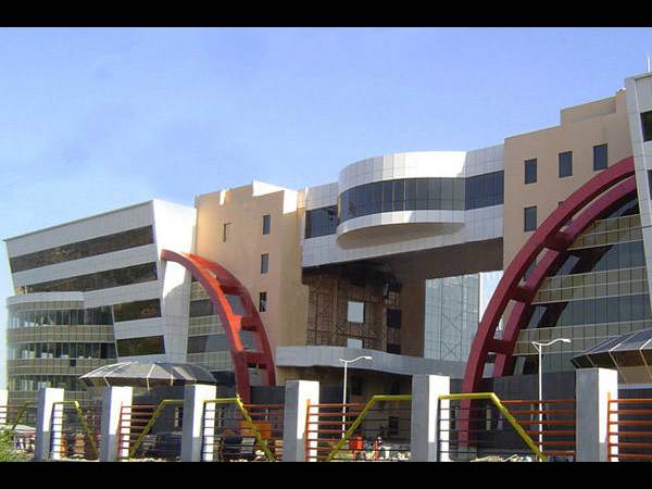 మహీంద్రా సత్యం క్యాంపస్ ఫోటోలు