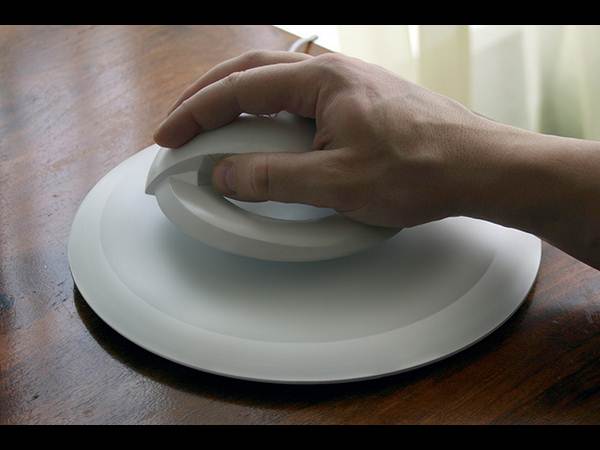 గాలిలో తేలే కంప్యూటర్ మౌస్!