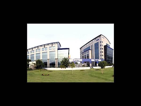 అదిరిపోయే ఐటీ కంపెనీల బిల్డింగ్‌లు (టాప్-30)