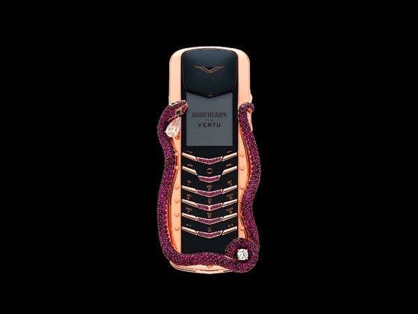 బుచిరాన్ ఫర్ వెర్టూ కోబ్రా (Bucheron for Vertu Cobra):