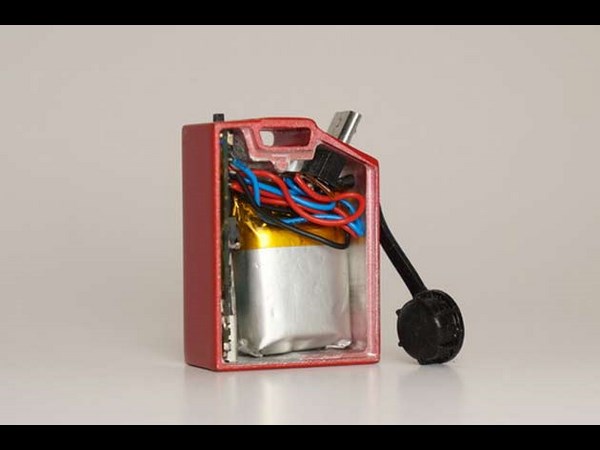 ప్రపంచపు అతిచిన్న సెల్‌ఫోన్ ఛార్జర్!