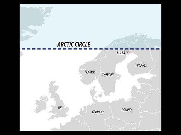 గడ్డకట్టే చలిలో ఫేస్‌బుక్ డేటా సెంటర్ (ఫోటో టూర్)
