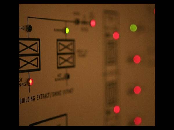 గడ్డకట్టే చలిలో ఫేస్‌బుక్ డేటా సెంటర్ (ఫోటో టూర్)