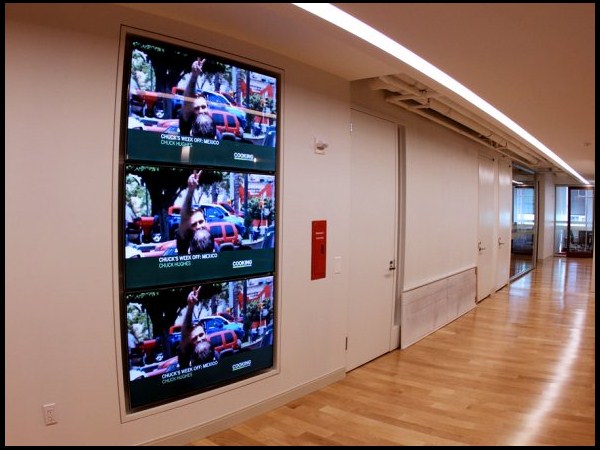 ఆన్‌లైన్ ఆహార పంపిణీ సర్వీస్ ‘సీమ్‌లెస్’ (నేటి మన ఫోటో టూర్)