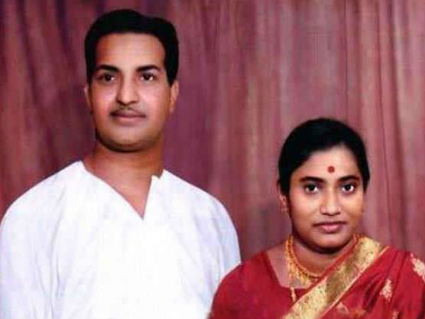 ఫేస్బుక్లో సినీ తారలు!