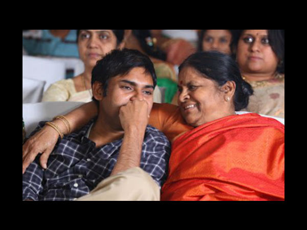 ఫేస్బుక్లో సినీ తారలు!