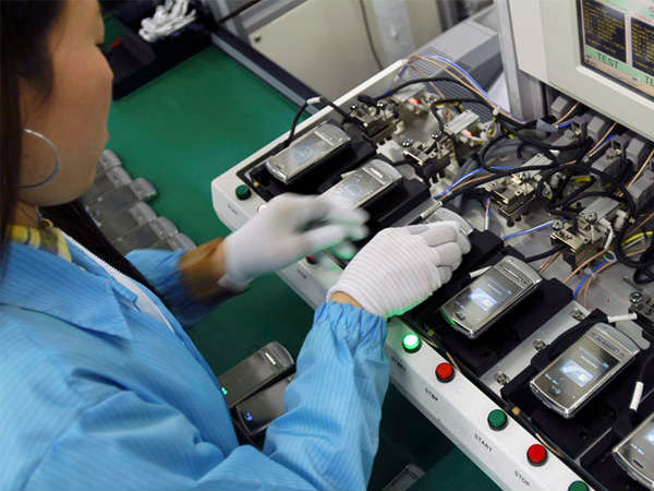 Inside LG Smartphone Factory