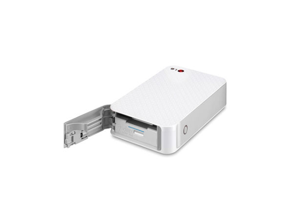 LG Launches PD233 Pocket Photo Printer in India At Rs 14,990