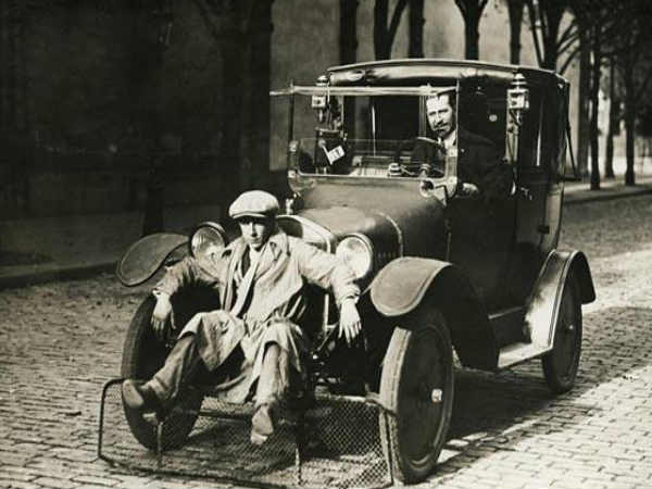 Car With Shovel For Pedestrians (Paris, 1924)