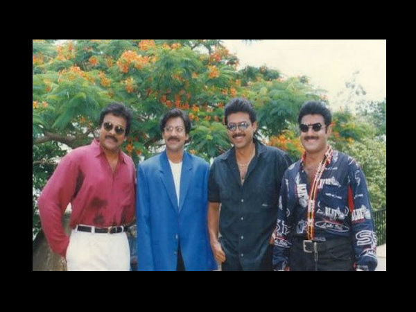 ఫేస్బుక్లో హల్చల్ చేస్తున్న పవన్ కళ్యాణ్ అరుదైన చిత్రాలు!