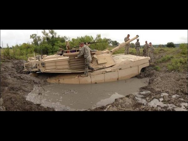  ఇంటర్నెట్‌లో హల్‌‍చల్ చేస్తున్న కామెడీ ఫోటోలు!