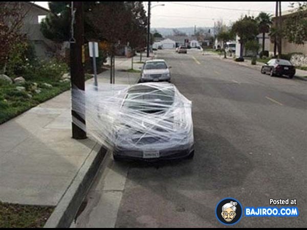 ఇంటర్నెట్‌లో హల్‌‍చల్ చేస్తున్న కామెడీ ఫోటోలు!