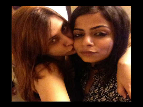 ఇంటర్నెట్‌లో ‘గే సెక్స్' రభస