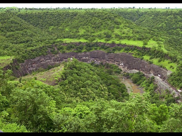 అక్కడ అతీత శక్తులున్నాయా..?