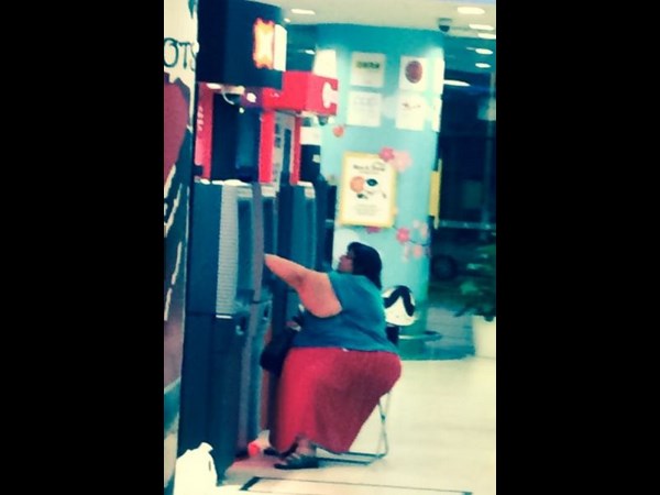 నవ్వులు పూయిస్తున్న సోషల్ మీడియా సిత్రాలు