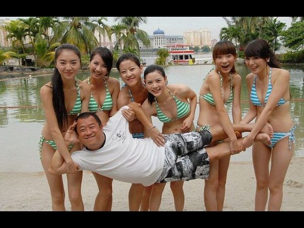 సోషల్ మీడియాలో సరదా చిత్రాలు