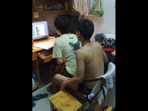 సోషల్ మీడియాలో సరదా చిత్రాలు