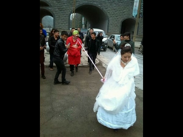  సోషల్ మీడియాలో క్రేజీ ఫోటోల కిక్!