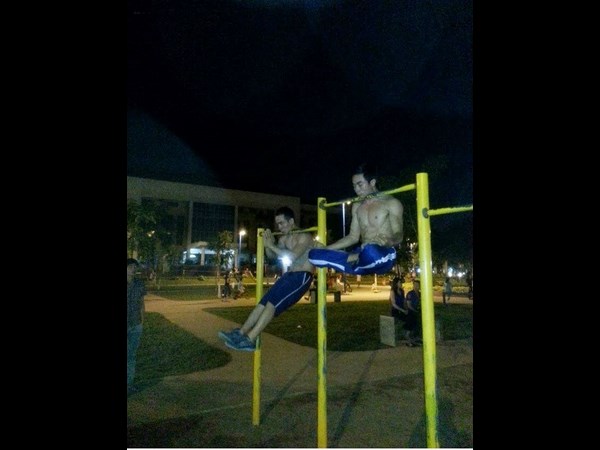 సోషల్ మీడియాలో ఆ మిస్టరీ ఫోటోలు!