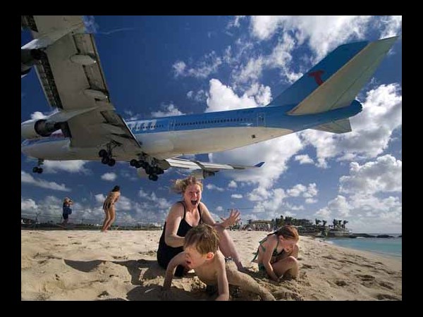 సోషల్ మీడియా సంచలనాత్మక దృశ్యాలు!