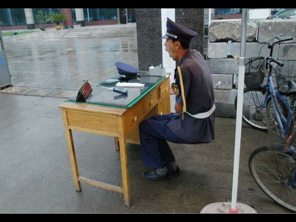 సోషల్ మీడియాలో ఫన్నీ లొల్లి!