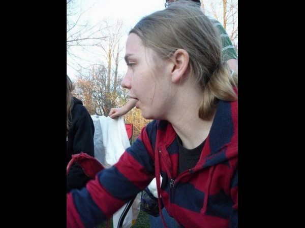 సోషల్ మీడియాలో అదో రకం చిత్రాలు