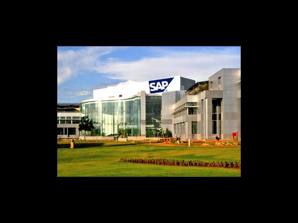 భారత్‌లో ఉద్యోగం చేసేందుకు 10 టెక్నాలజీ కంపెనీలు