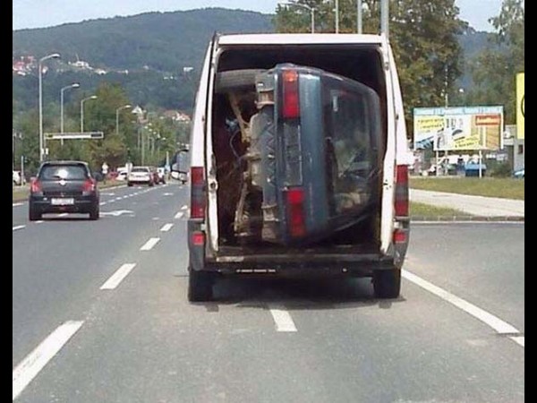 సోషల్ మీడియా ఫన్నీ చిత్రాలు