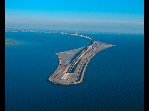 దృశ్యం చెప్పే సంగతులు!